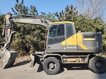 Экскаватор, Volvo, 2018 г., Колесный at lalafo.kg Экскаватор, Volvo, 2018 г., Колесный