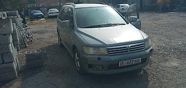 Mitsubishi Grandis: 2003 г., 2.4 л, Автомат, Бензин, Универсал at lalafo.kg Mitsubishi Grandis: 2003 г., 2.4 л, Автомат, Бензин, Универсал