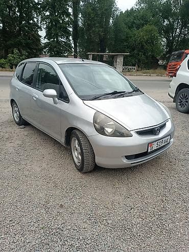 Haima: Honda Fit: 2002 г., 1.3 л, Автомат, Бензин, Хэтчбэк at lalafo.kg — 9 Haima: Honda Fit: 2002 г., 1.3 л, Автомат, Бензин, Хэтчбэк — 9