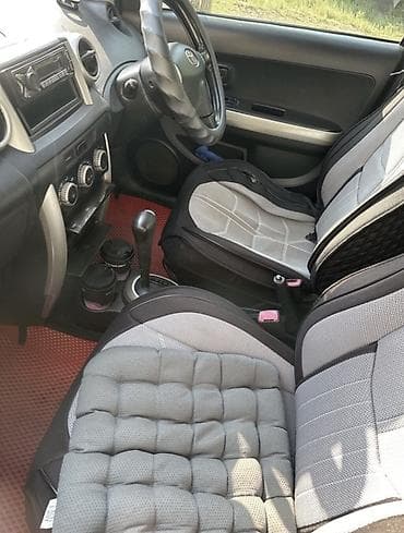 Toyota Ist: 2004 г., 1.3 л, Автомат, Бензин, Хэтчбэк at lalafo.kg Toyota Ist: 2004 г., 1.3 л, Автомат, Бензин, Хэтчбэк