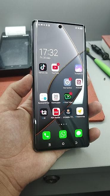 Tecno Spark 20 Pro, 256 ГБ at lalafo.kg Tecno Spark 20 Pro, 256 ГБ