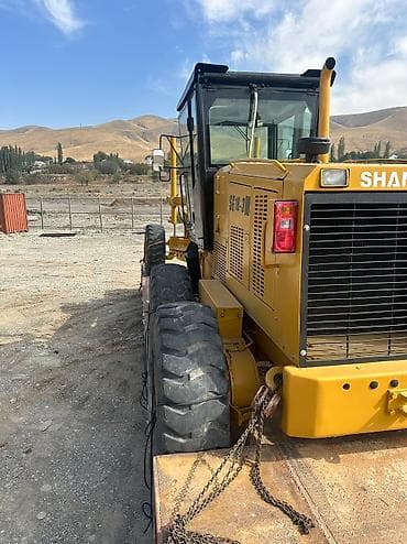 Паркет: Срочно!!! Продается автогрейдер (грейдер) Shantui SG-18 (18-тонник) lalafo.kg да — 5 Паркет: Срочно!!! Продается автогрейдер (грейдер) Shantui SG-18 (18-тонник) — 5