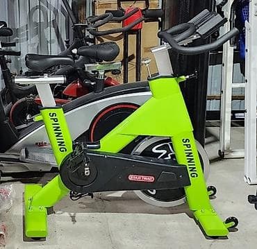 Велотренажер для спиннинга с прочной конструкцией, окрашенной в яркий at lalafo.kg Велотренажер для спиннинга с прочной конструкцией, окрашенной в яркий