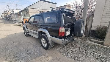 Toyota Hilux Surf: 1998 г., 2.7 л, Автомат, Бензин, Внедорожник at lalafo.kg Toyota Hilux Surf: 1998 г., 2.7 л, Автомат, Бензин, Внедорожник