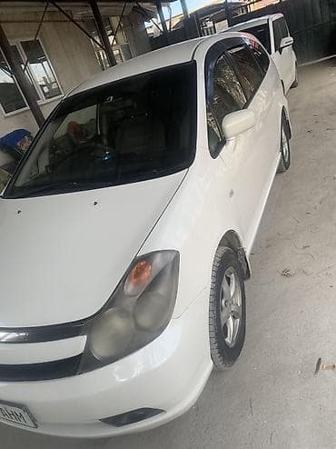 Honda Stream: 2005 г., 2 л, Автомат, Газ, Минивэн at lalafo.kg Honda Stream: 2005 г., 2 л, Автомат, Газ, Минивэн