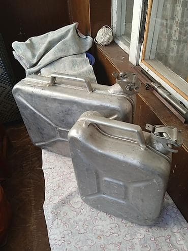 Канистра 20 л at lalafo.kg Канистра 20 л