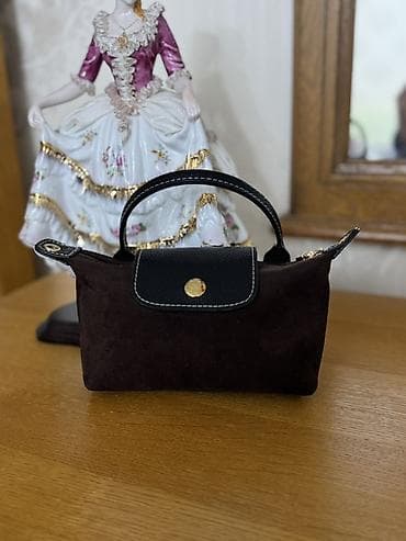 Клатч, Материал: Замша, Женские, Новый at lalafo.kg Клатч, Материал: Замша, Женские, Новый