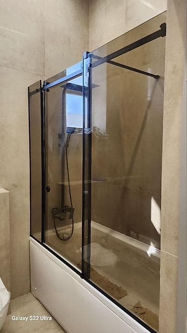 Раздвижная стеклянная перегородка для ванны - Конструкция at lalafo.kg Раздвижная стеклянная перегородка для ванны - Конструкция