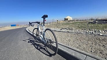 Шоссейник Java тормоза L-TWOO R2 почти новый пробег макс 100 км at lalafo.kg Шоссейник Java тормоза L-TWOO R2 почти новый пробег макс 100 км