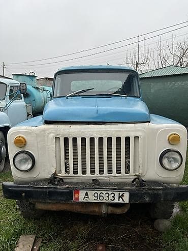 ГАЗ : 1987 г., Бензин at lalafo.kg ГАЗ : 1987 г., Бензин