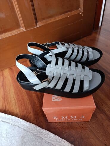 Продается босоножки в отличном состоянии размер 37,38. Очень удобные и at lalafo.kg Продается босоножки в отличном состоянии размер 37,38. Очень удобные и