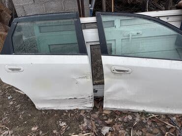 Задняя левая дверная ручка Дверная ручка Honda Б/у, Оригинал at lalafo.kg Задняя левая дверная ручка Дверная ручка Honda Б/у, Оригинал