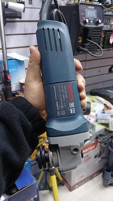 Угловая шлифмашина Bosch GWS 8-125 Professional - Диаметр круга: 125 at lalafo.kg Угловая шлифмашина Bosch GWS 8-125 Professional - Диаметр круга: 125