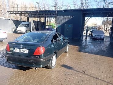 Toyota Avensis: 2003 г., 2 л, Автомат, Бензин, Хэтчбэк at lalafo.kg Toyota Avensis: 2003 г., 2 л, Автомат, Бензин, Хэтчбэк