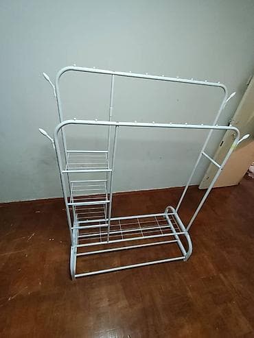 Напольная вешалка-стойка для одежды, металл, белый цвет. - Прочная at lalafo.kg Напольная вешалка-стойка для одежды, металл, белый цвет. - Прочная