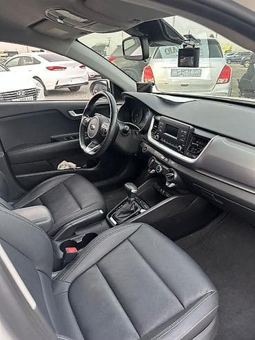 Kia Stonic: 2019 г., 1.4 л, Автомат, Бензин, Кроссовер lalafo.kg да — 10 Kia Stonic: 2019 г., 1.4 л, Автомат, Бензин, Кроссовер — 10