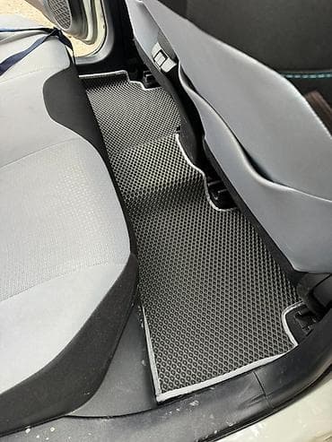 Килемдерди сатып алуу: Эшик астындагы килем Жаңы, Ички lalafo.kg да — 10 Килемдерди сатып алуу: Эшик астындагы килем Жаңы, Ички — 10