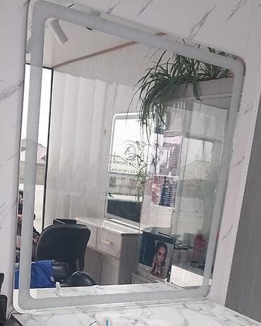 Зеркало с подсветкой для салона/дома - Форма: прямоугольная, со at lalafo.kg Зеркало с подсветкой для салона/дома - Форма: прямоугольная, со