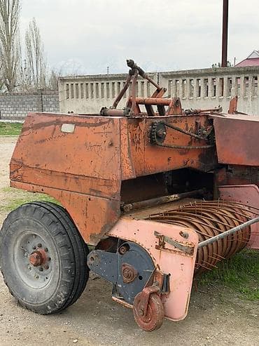 Срочно продаю или меняю пресс подборщик Кыргызстан привозили 2 года at lalafo.kg Срочно продаю или меняю пресс подборщик Кыргызстан привозили 2 года