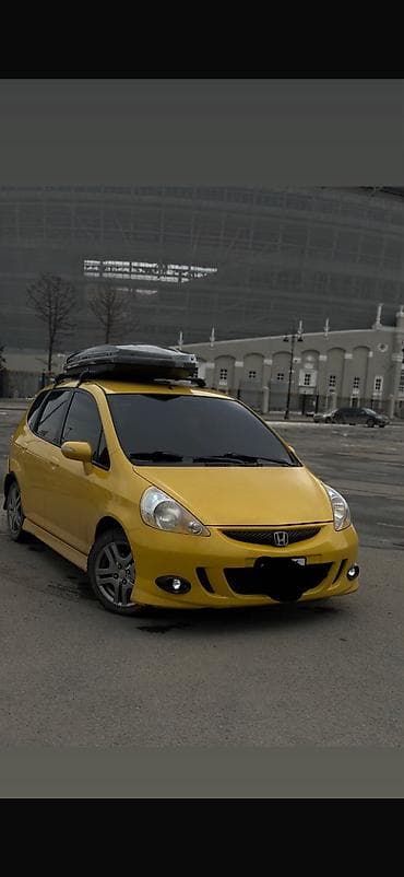 Honda Jazz: 2008 г., 1.4 л, Вариатор, Бензин, Хэтчбэк at lalafo.kg Honda Jazz: 2008 г., 1.4 л, Вариатор, Бензин, Хэтчбэк