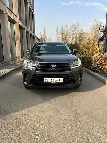 Toyota Highlander: 2018 г., 3.5 л, Автомат, Бензин, Кроссовер at lalafo.kg Toyota Highlander: 2018 г., 3.5 л, Автомат, Бензин, Кроссовер