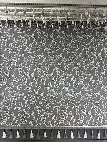 Декоративный ламбрекен с бахромой и римская штора/полотно с узором - lalafo.kg да Декоративный ламбрекен с бахромой и римская штора/полотно с узором -