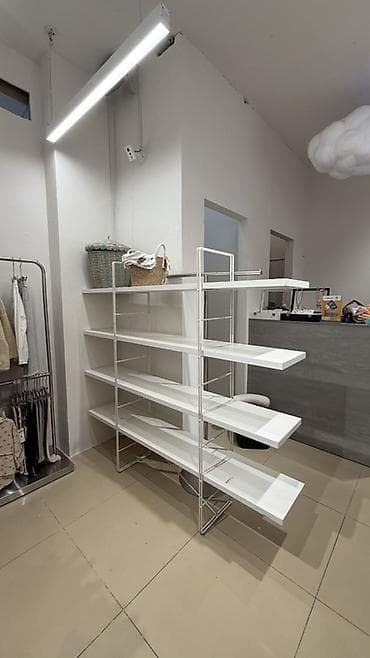 Торговый стеллаж / островной стеллаж для магазина. Функциональная at lalafo.kg Торговый стеллаж / островной стеллаж для магазина. Функциональная