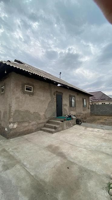 Продаётся дом в жилмассиве Арча-Бешик, по второй линии улицы Исы at lalafo.kg Продаётся дом в жилмассиве Арча-Бешик, по второй линии улицы Исы