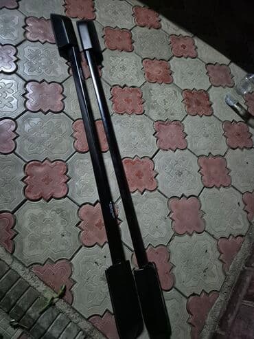 Продольные рейлинги Toyota 2022 г., Б/у, Оригинал at lalafo.kg Продольные рейлинги Toyota 2022 г., Б/у, Оригинал