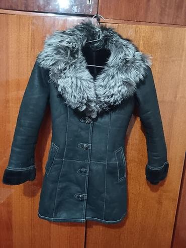 Дубленка, Классическая модель, Турция, По колено, С капюшоном, M at lalafo.kg Дубленка, Классическая модель, Турция, По колено, С капюшоном, M