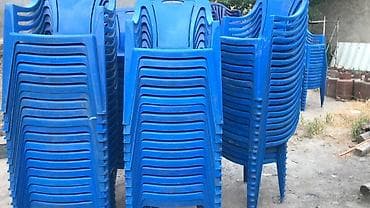 Пластиковый стул, цвет - Синий at lalafo.kg Пластиковый стул, цвет - Синий