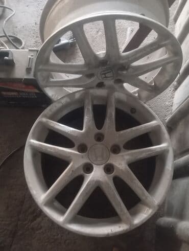 Литые Диски R 17 Honda, Пара, отверстий - 5 at lalafo.kg Литые Диски R 17 Honda, Пара, отверстий - 5