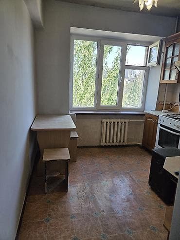 4 комнаты, 84 м², Индивидуалка, 4 этаж, Косметический ремонт at lalafo.kg 4 комнаты, 84 м², Индивидуалка, 4 этаж, Косметический ремонт