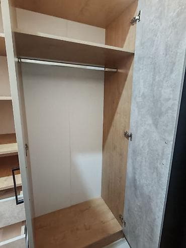 Чечинүүчү жайга шкафтар: Кире бериш үчүн шкаф, Колдонулган, Күзгүсү менен, ЛДСП lalafo.kg да — 4 Чечинүүчү жайга шкафтар: Кире бериш үчүн шкаф, Колдонулган, Күзгүсү менен, ЛДСП — 4