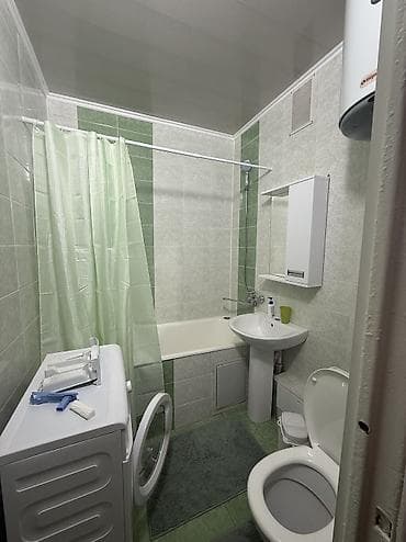 1 комната, 34 м², 105 серия, 4 этаж, Косметический ремонт at lalafo.kg 1 комната, 34 м², 105 серия, 4 этаж, Косметический ремонт
