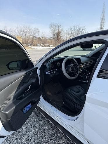 Hyundai Elantra: 2020 г., 1.6 л, Автомат, Бензин, Седан at lalafo.kg — 9 Hyundai Elantra: 2020 г., 1.6 л, Автомат, Бензин, Седан — 9