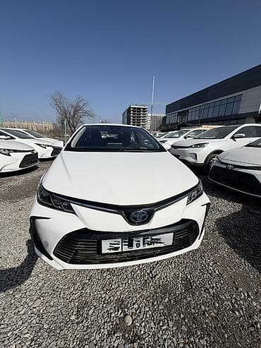 Toyota Corolla: 2022 г., 1.8 л, Вариатор, Гибрид, Седан at lalafo.kg Toyota Corolla: 2022 г., 1.8 л, Вариатор, Гибрид, Седан