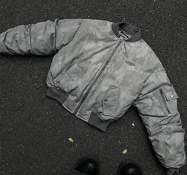 Бомбер, Осень-весна, С вышивкой, L, XL at lalafo.kg Бомбер, Осень-весна, С вышивкой, L, XL