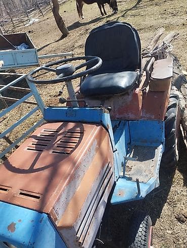 Имеется запасной мотор,косилка. минитрактор. срочно - Компактный at lalafo.kg Имеется запасной мотор,косилка. минитрактор. срочно - Компактный