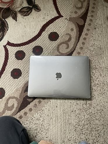 Apple MacBook Air 13.3" (Retina, 2560×1600), чип Apple M1 at lalafo.kg Apple MacBook Air 13.3" (Retina, 2560×1600), чип Apple M1