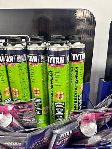 Универсальный пено-клей Tytan Professional подходит для работы с at lalafo.kg Универсальный пено-клей Tytan Professional подходит для работы с