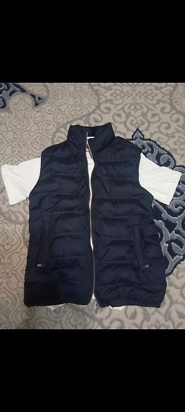 Мужской стёганый жилет Brunello Cucinelli, размер 48, Made in Italy at lalafo.kg Мужской стёганый жилет Brunello Cucinelli, размер 48, Made in Italy