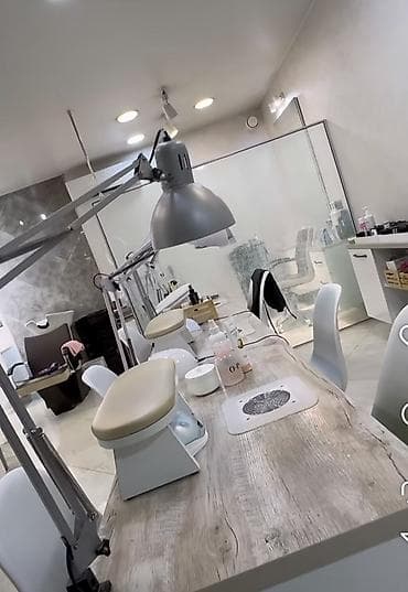 Аренда кабинетов в салонах красоты, 2 м², Для мастера по маникюру at lalafo.kg Аренда кабинетов в салонах красоты, 2 м², Для мастера по маникюру