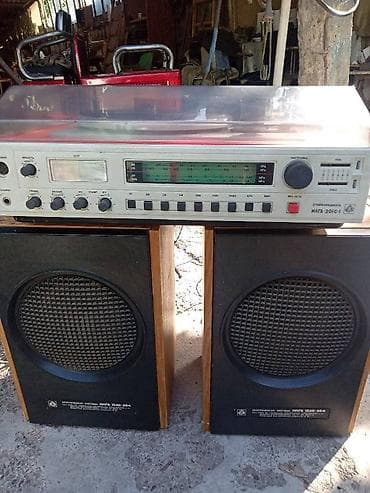 Продается проигрыватель для пластинок и усилитель. 1.Проигрыватель для at lalafo.kg Продается проигрыватель для пластинок и усилитель. 1.Проигрыватель для