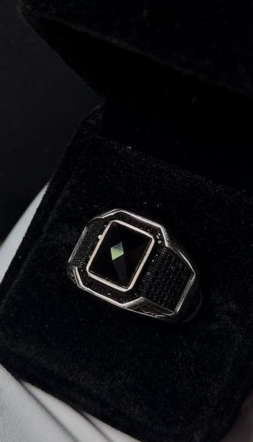 Күмүш сөйкөлөр: Мужские перстни с камнями
- Материал: серебро 925 пробы lalafo.kg да — 2 Күмүш сөйкөлөр: Мужские перстни с камнями
- Материал: серебро 925 пробы — 2