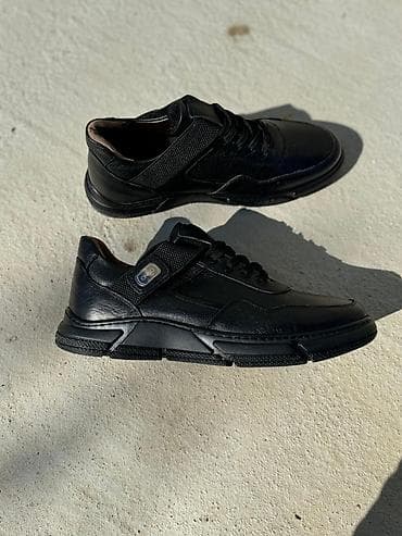 Мужские кроссовки все обувь по 2500 акция производство Турция at lalafo.kg Мужские кроссовки все обувь по 2500 акция производство Турция