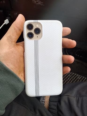 IPhone 11 Pro, Б/у, 64 ГБ, Золотой, Чехол, 100 % at lalafo.kg IPhone 11 Pro, Б/у, 64 ГБ, Золотой, Чехол, 100 %