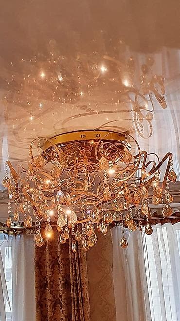 Таңгактоо товарлары: Срочно! Дизайнерская люстра с хрустальными лепестками, привозная lalafo.kg да — 1 Таңгактоо товарлары: Срочно! Дизайнерская люстра с хрустальными лепестками, привозная — 1