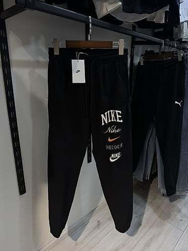 Мужские брюки, M, Nike, Новый, цвет - Черный, Самовывоз at lalafo.kg Мужские брюки, M, Nike, Новый, цвет - Черный, Самовывоз