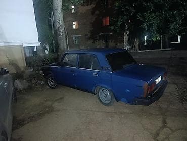 ВАЗ (ЛАДА) 2107: 2002 г., 1.5 л, Механика, Бензин, Седан at lalafo.kg ВАЗ (ЛАДА) 2107: 2002 г., 1.5 л, Механика, Бензин, Седан